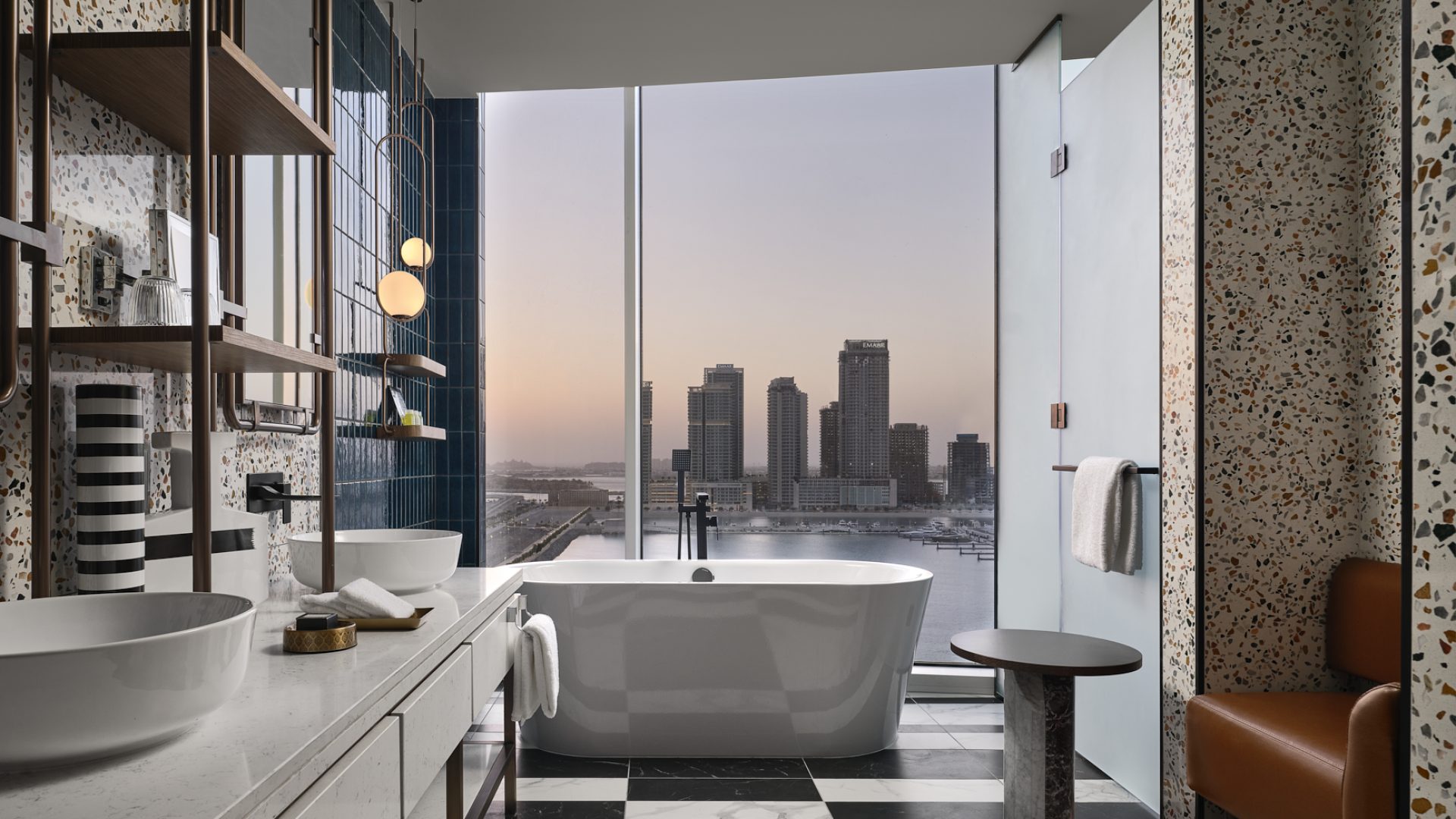 W Dubai - Mina Seyahi_Suite_Bathroom (1)